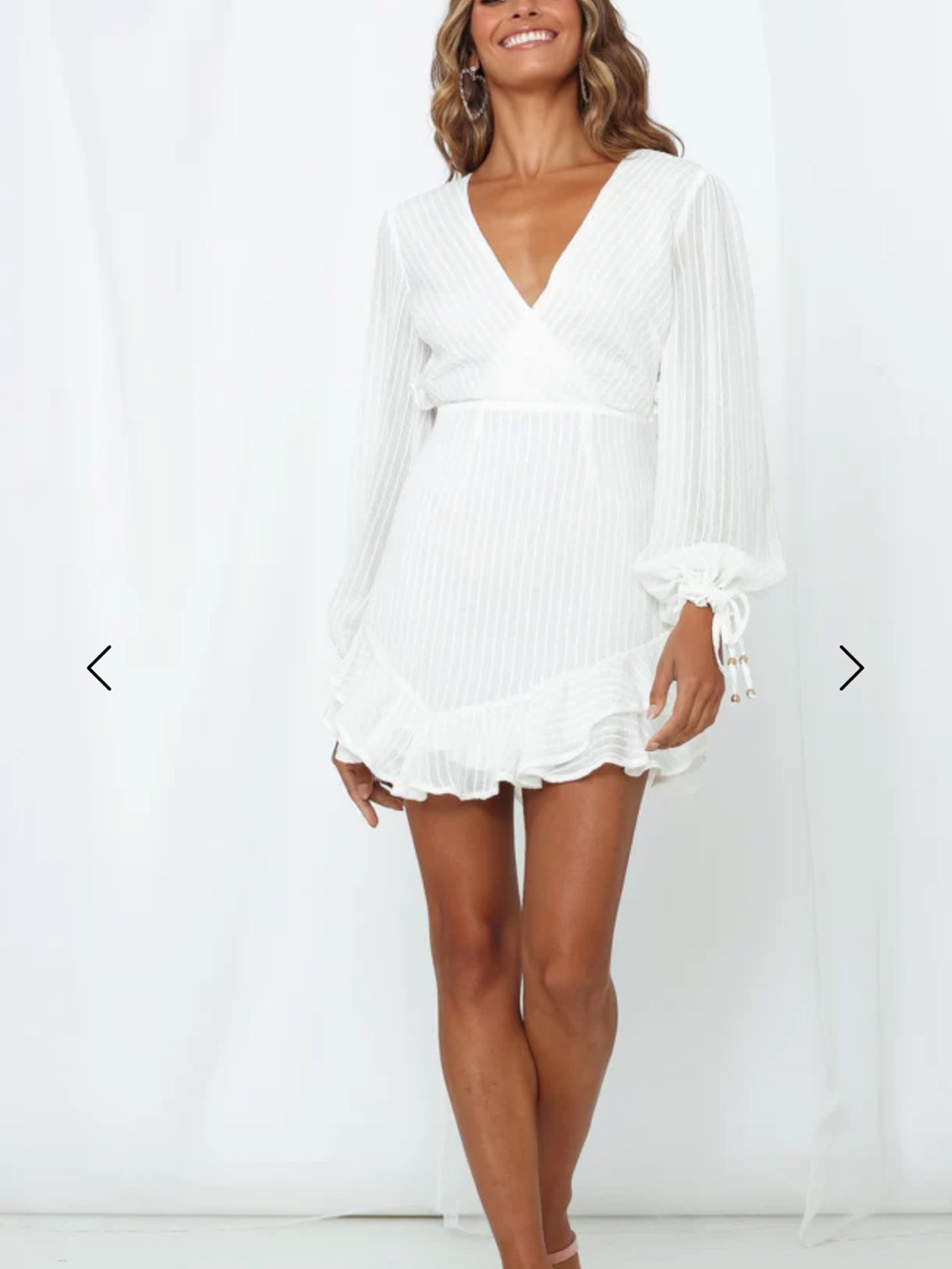 Women's White V-Neck Long Sleeve Ruffle Dress